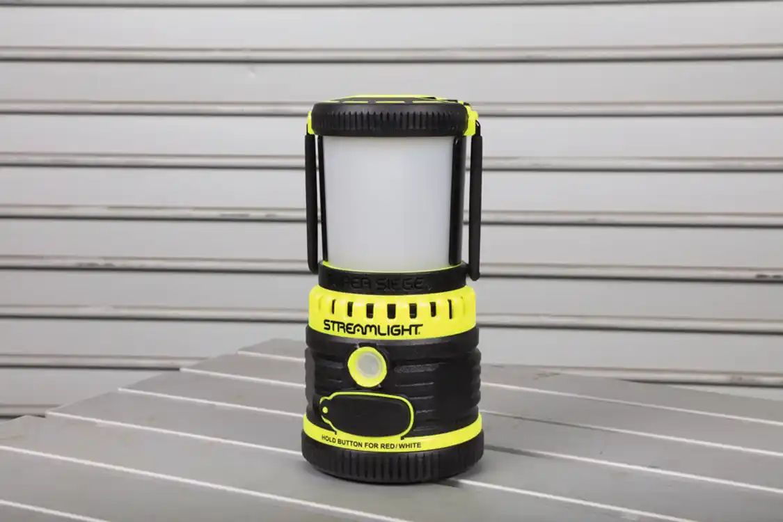 campsite lantern Streamlight Super Siege