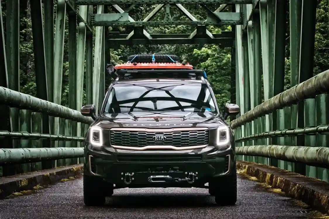 2020 KIA Telluride Bridge Front View