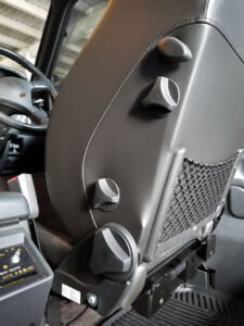 Adjustment mechanisms for Scheel-mann Vario F seats