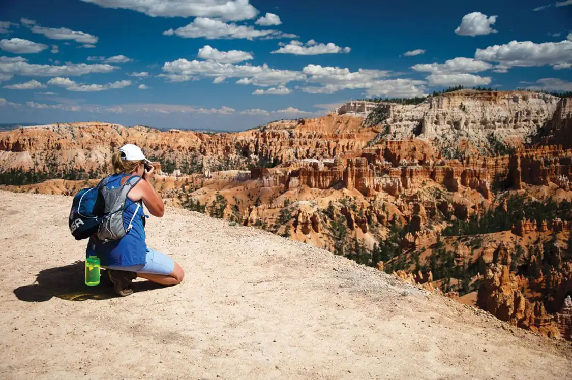 Photo Instructor Cindy Cantrell taking a photo of Bryce Canyon, Utah